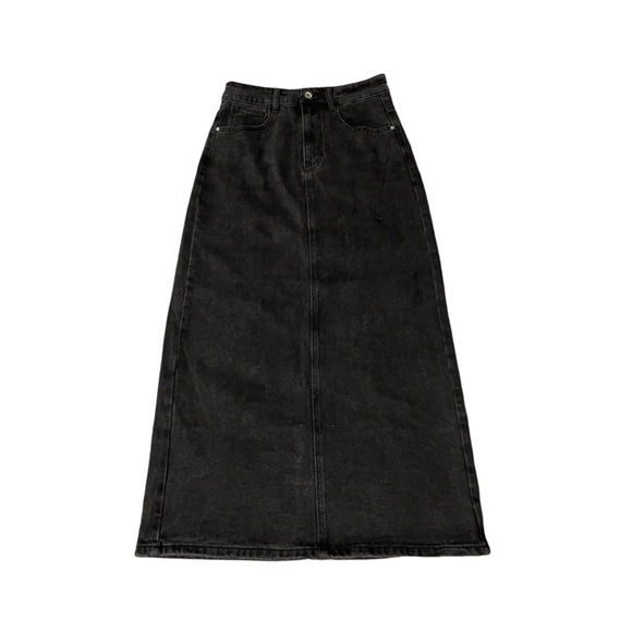 Q2 Long Denim Stretch Skirt in Black - Picture 2 of 7